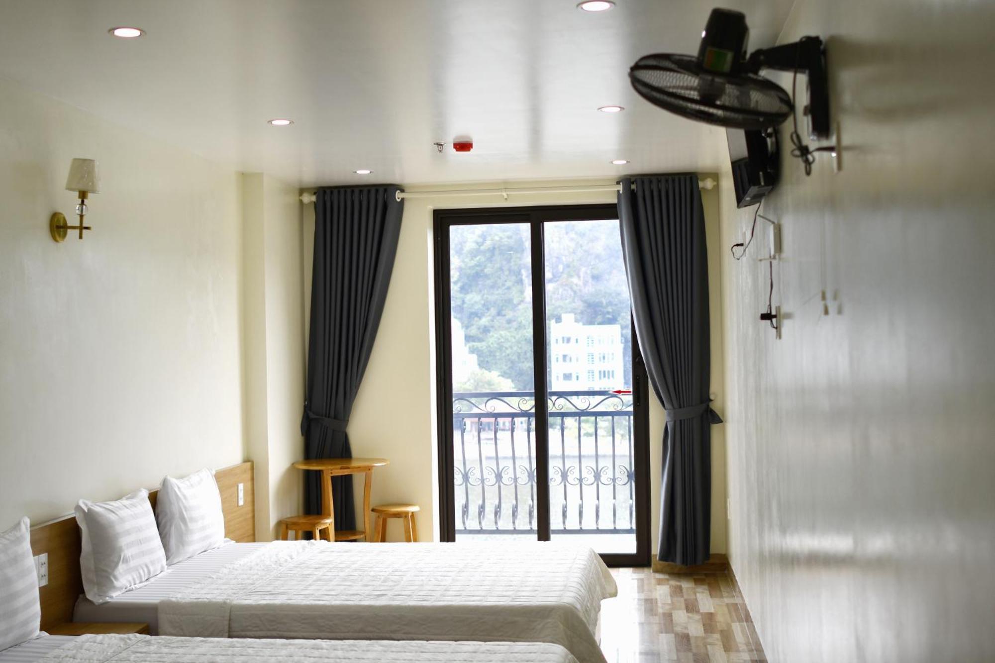 Sea Balcony Hotel Dong Khe Sau Exteriör bild