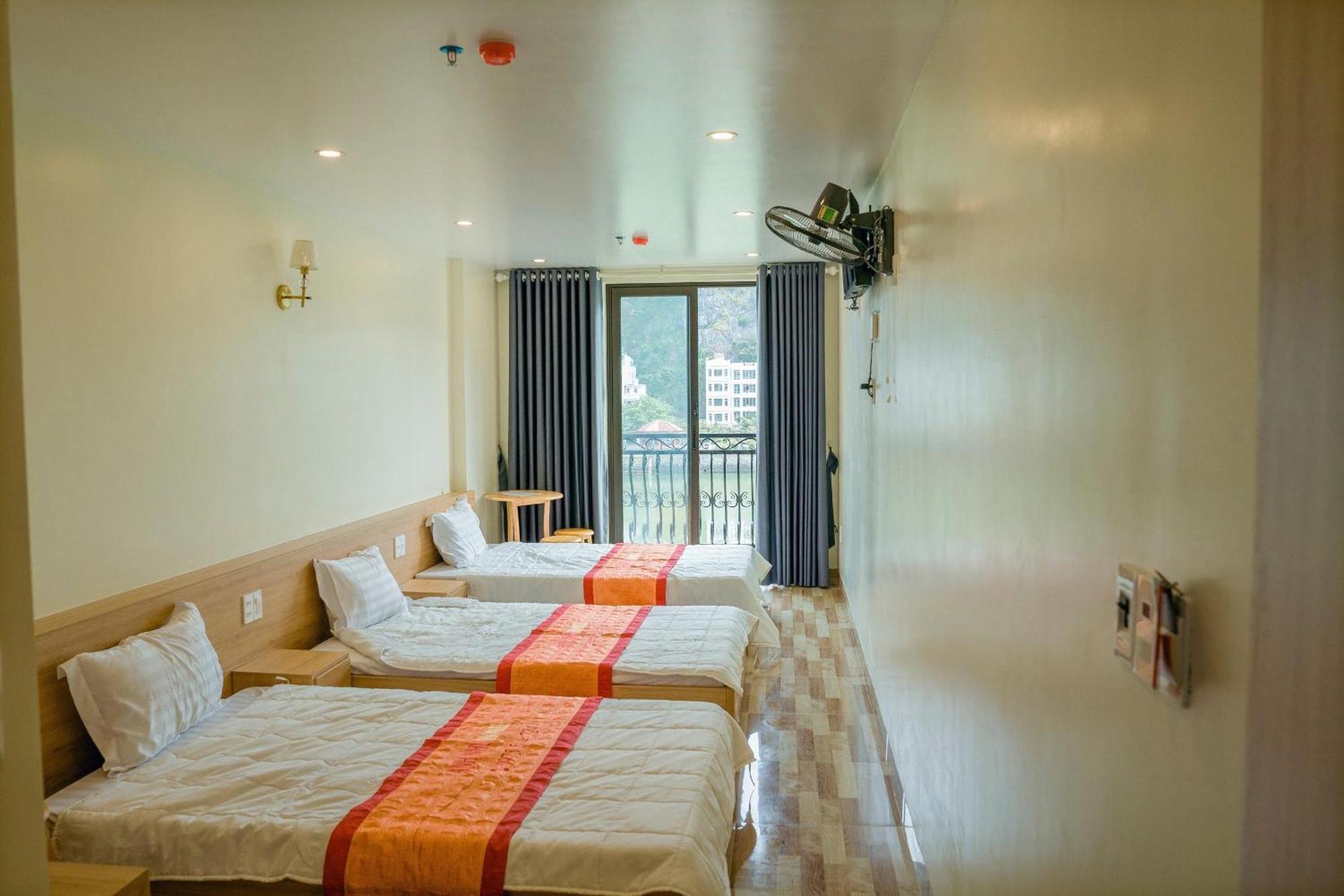Sea Balcony Hotel Dong Khe Sau Exteriör bild