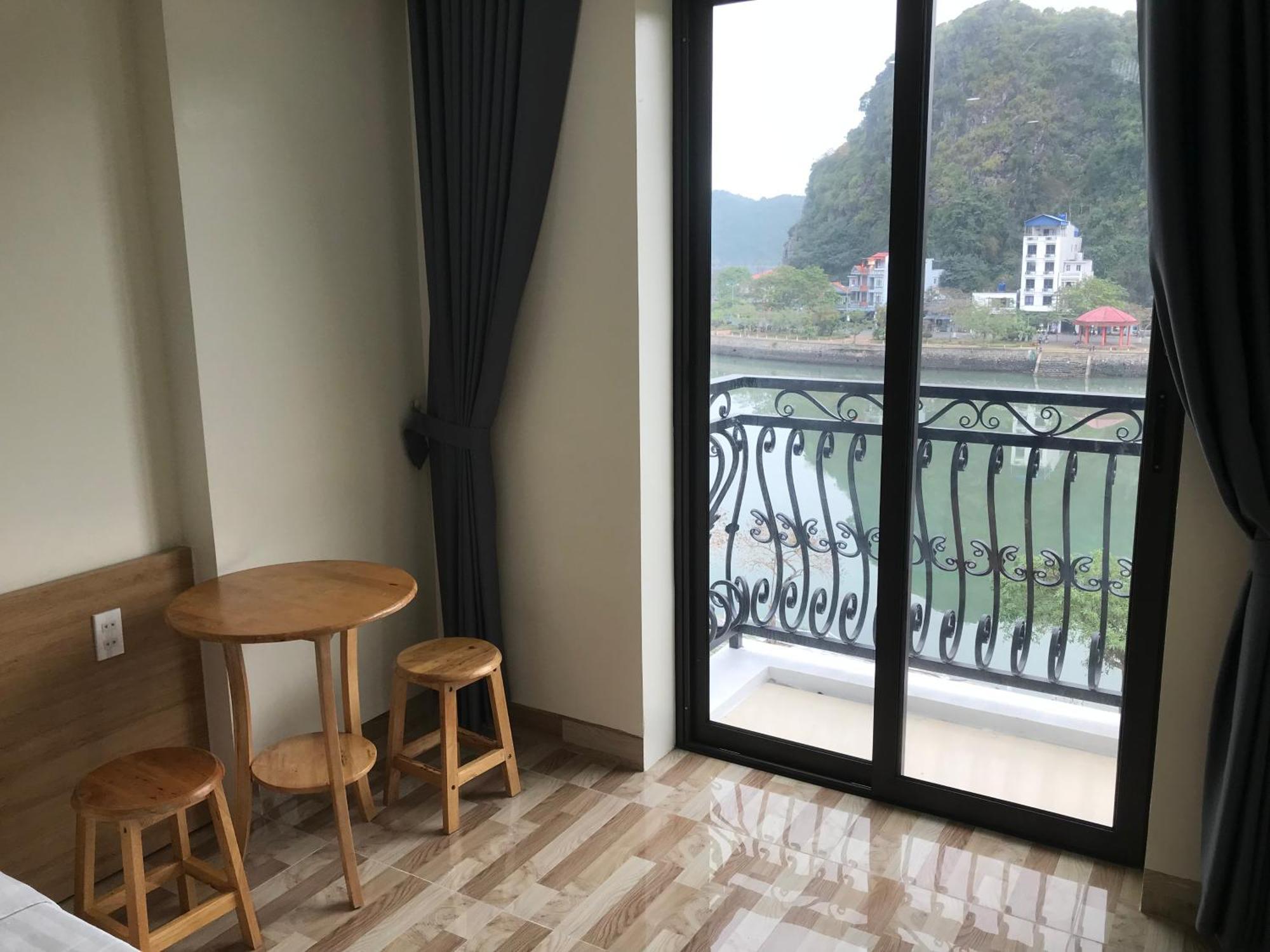 Sea Balcony Hotel Dong Khe Sau Exteriör bild