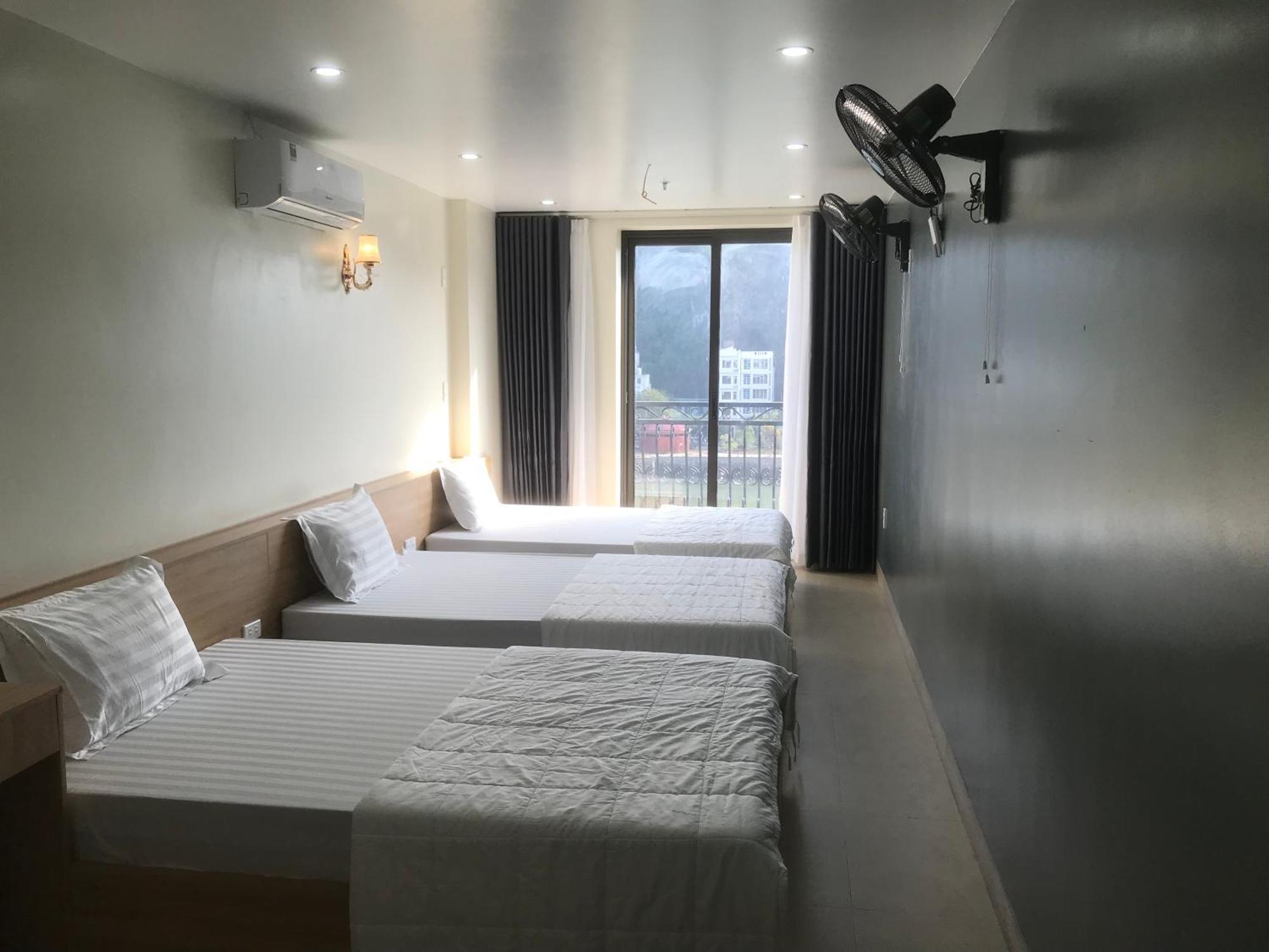 Sea Balcony Hotel Dong Khe Sau Exteriör bild