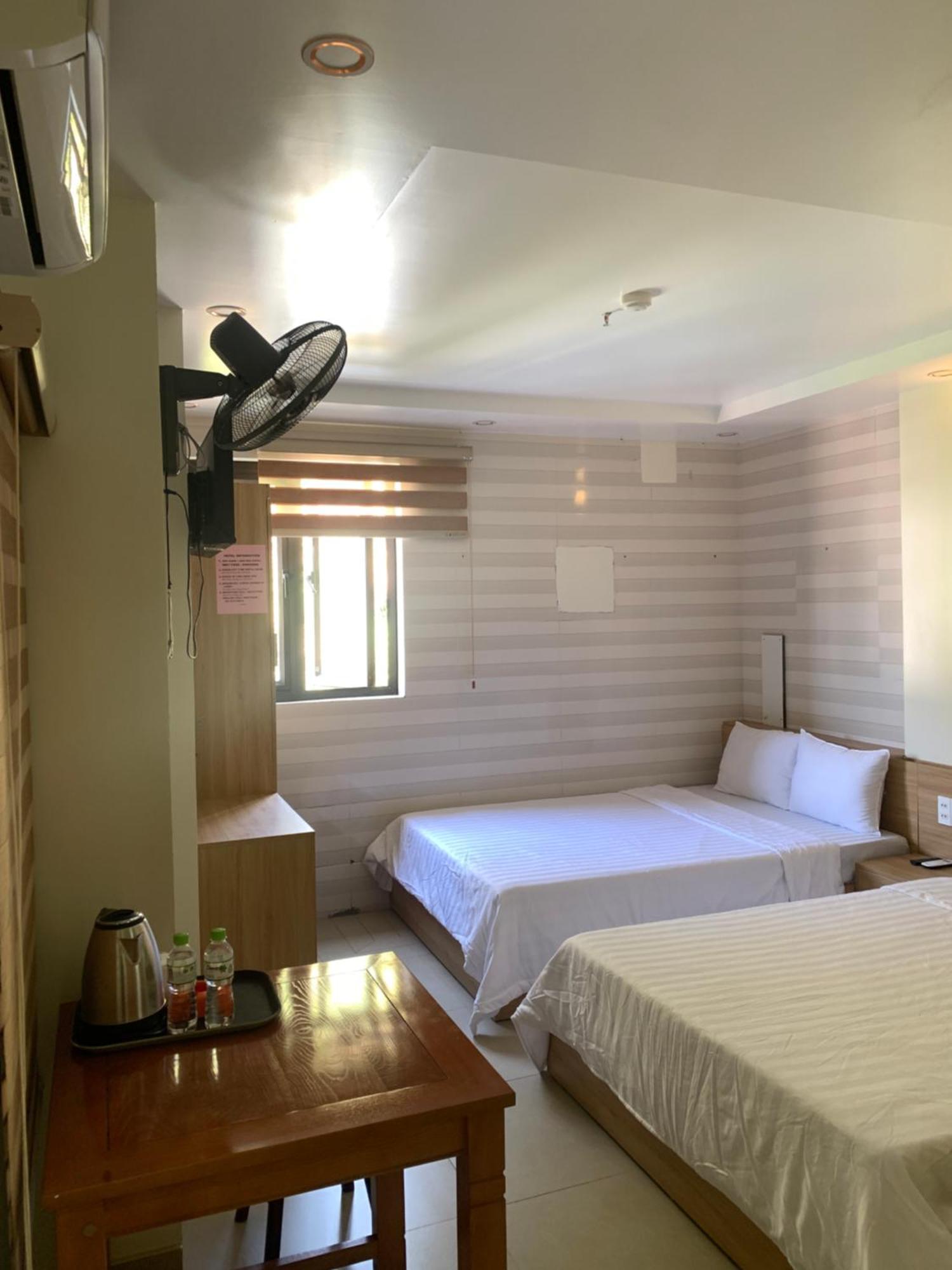 Sea Balcony Hotel Dong Khe Sau Exteriör bild