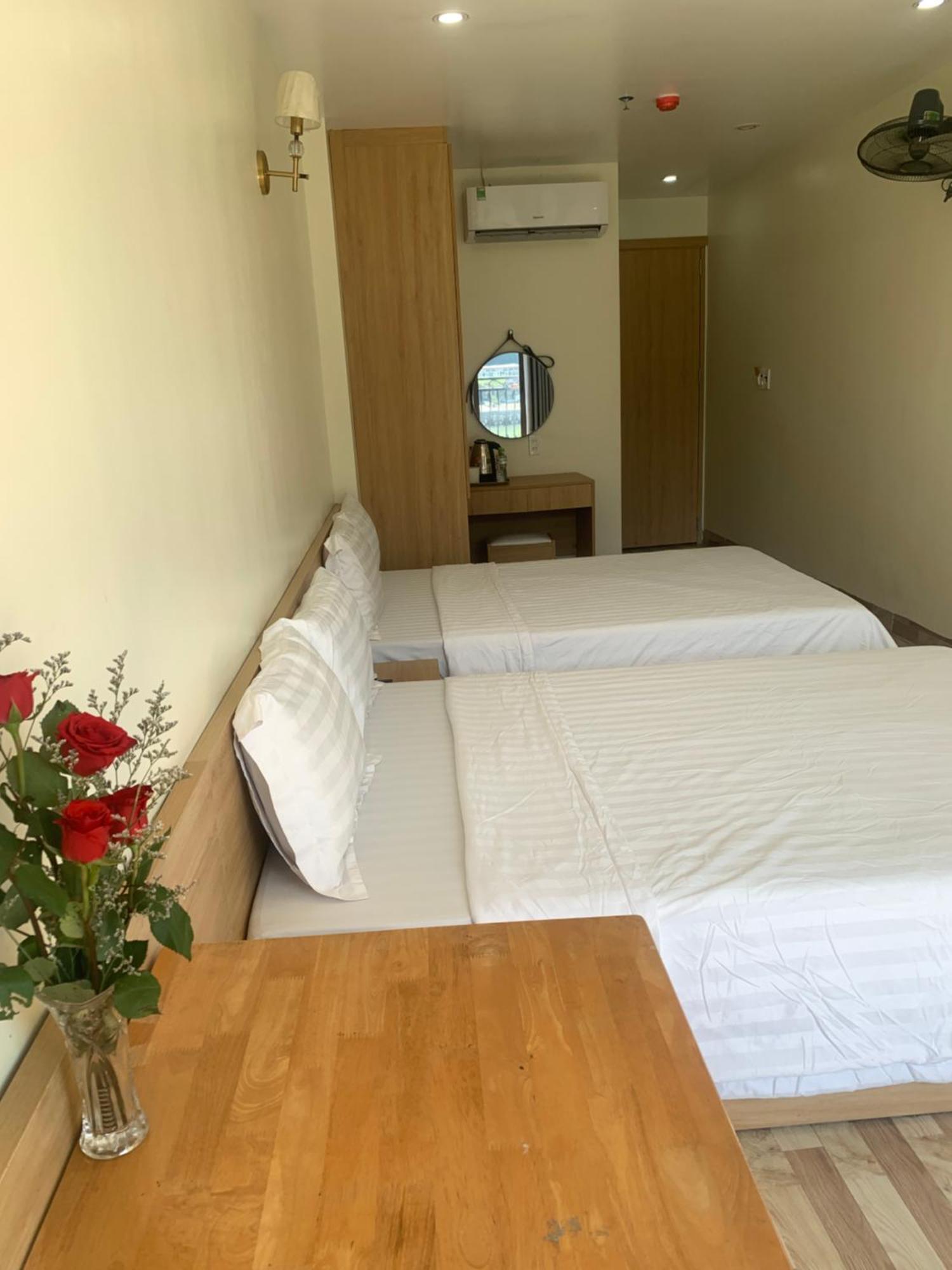 Sea Balcony Hotel Dong Khe Sau Exteriör bild